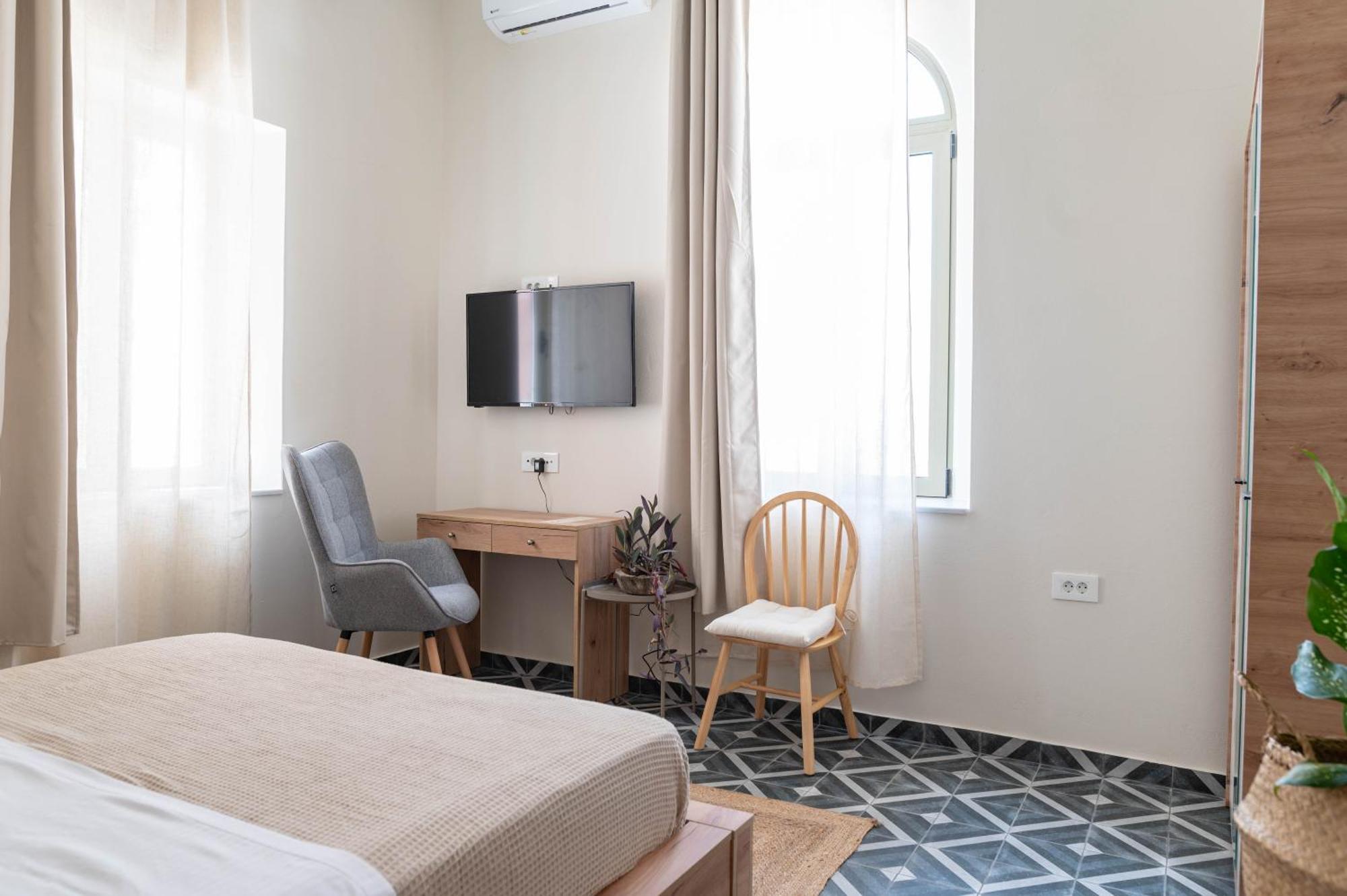 Kosnian City Suites B Экстерьер фото